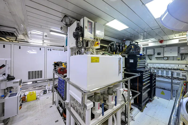 Seascape V Yacht Photos Pics 