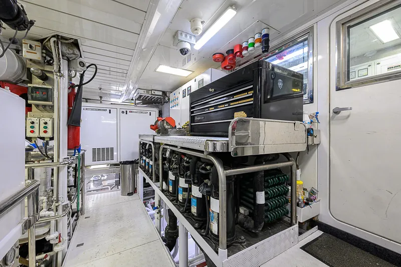 Seascape V Yacht Photos Pics 