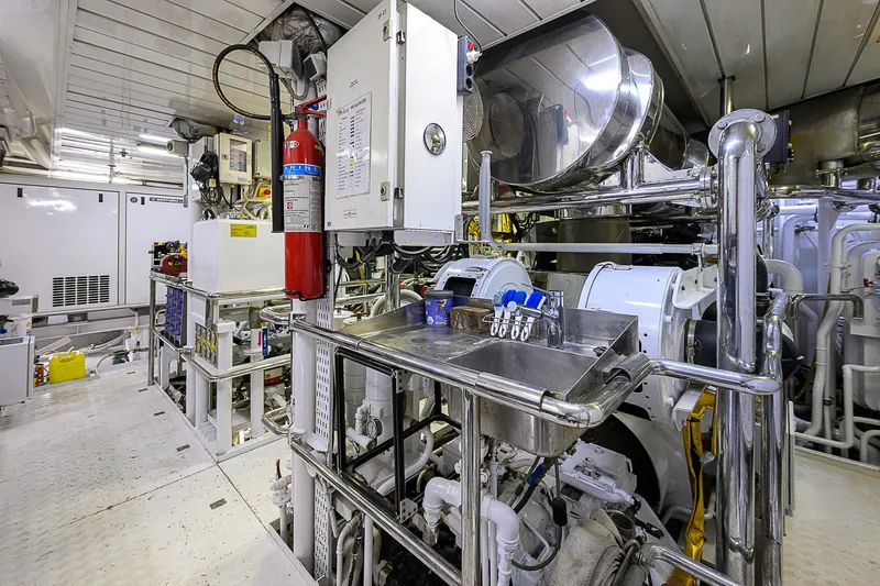 Seascape V Yacht Photos Pics 