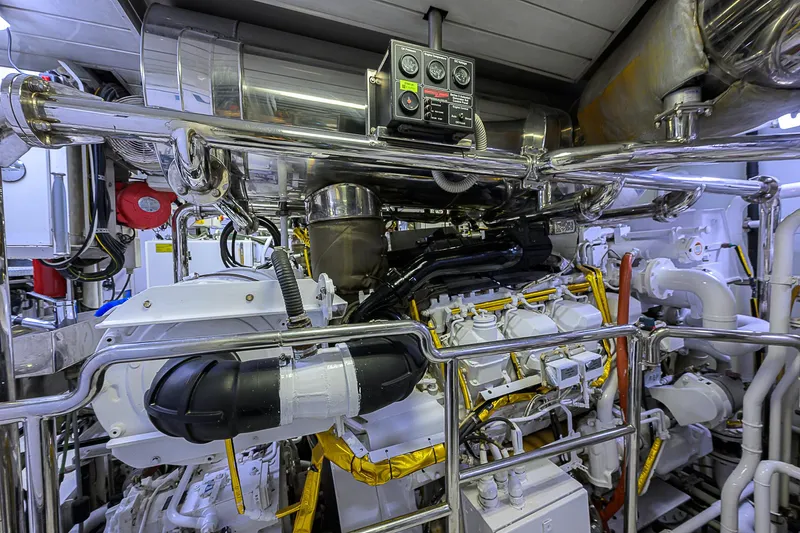 Seascape V Yacht Photos Pics 