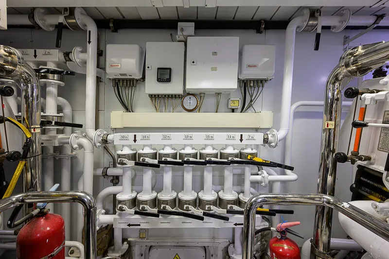 Seascape V Yacht Photos Pics 