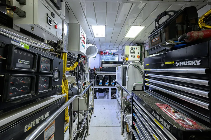 Seascape V Yacht Photos Pics 