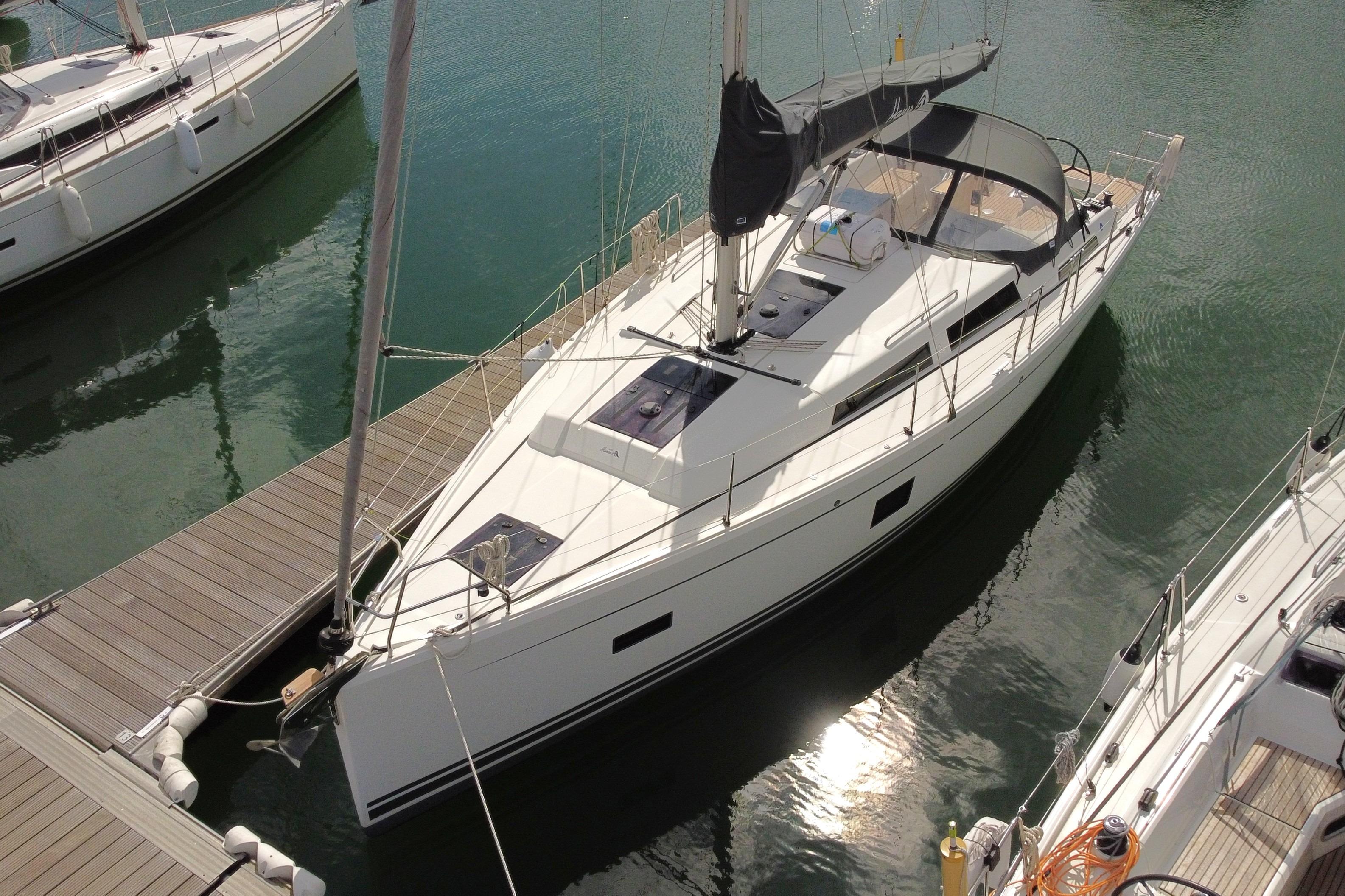 Hanse 388