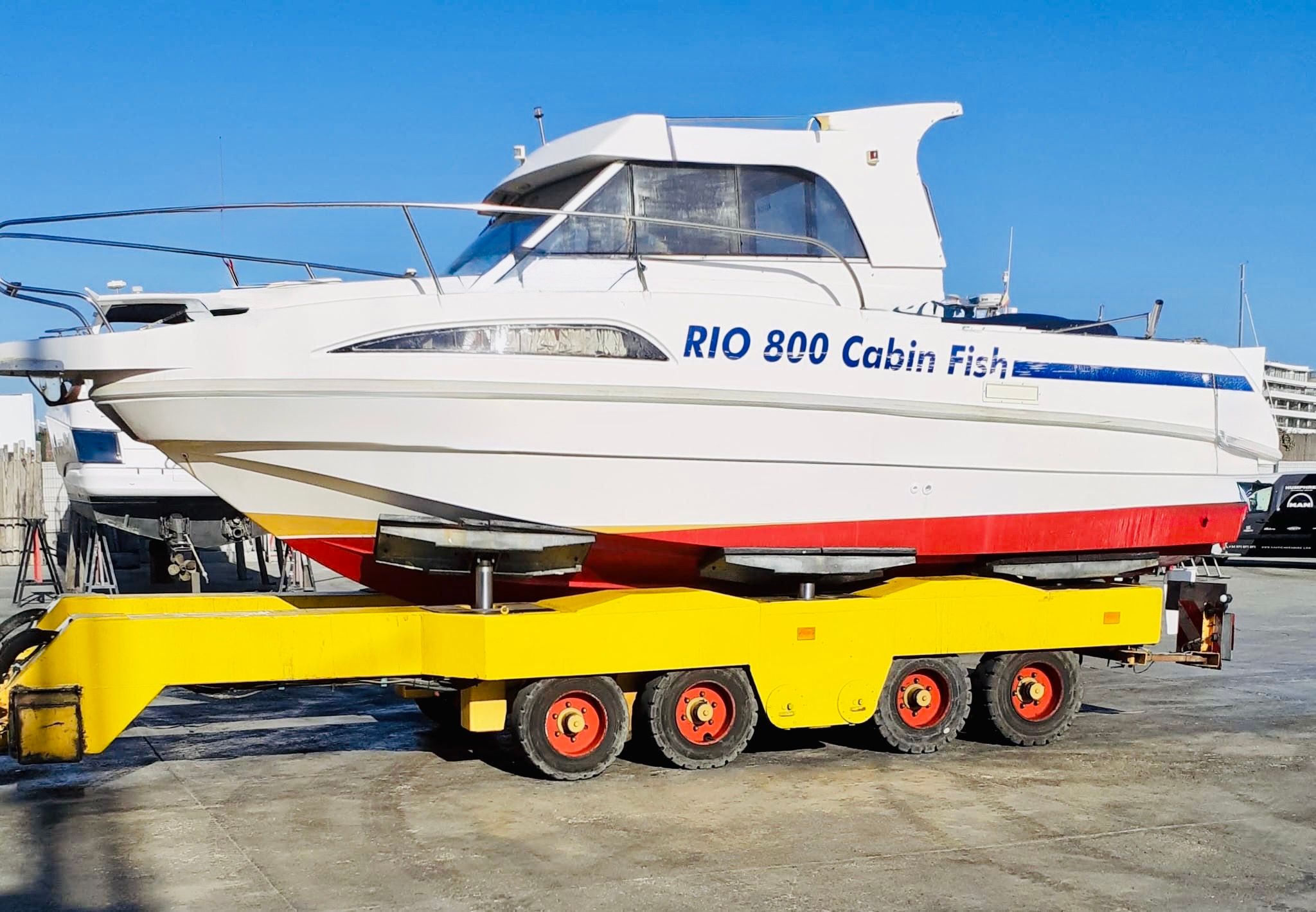 2000 Rio Yachts Cabin fish 800