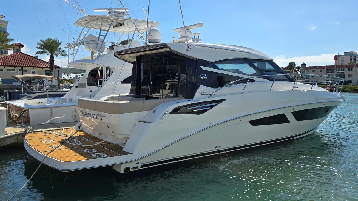 2015 Sea Ray 47 