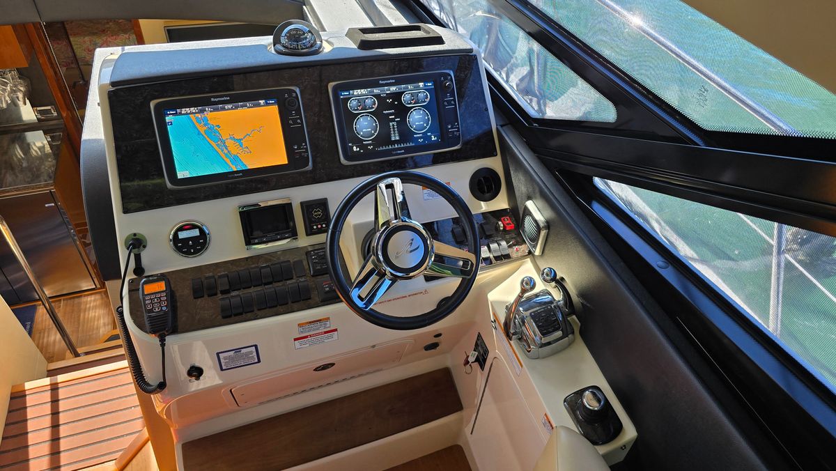 2015 Sea Ray 47 