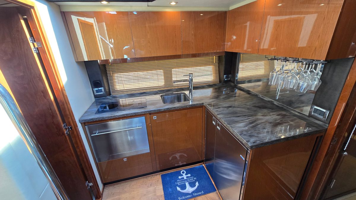 2015 Sea Ray 47 