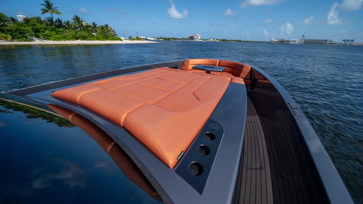 2022 Vanquish Yachts 45 