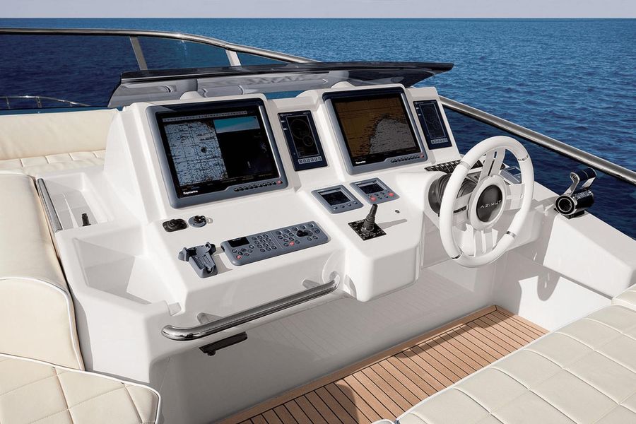 2013 Azimut 70 Flybridge