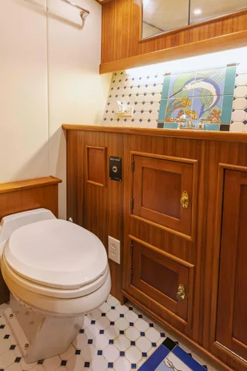 Brown Eyed Girl Yacht Photos Pics 