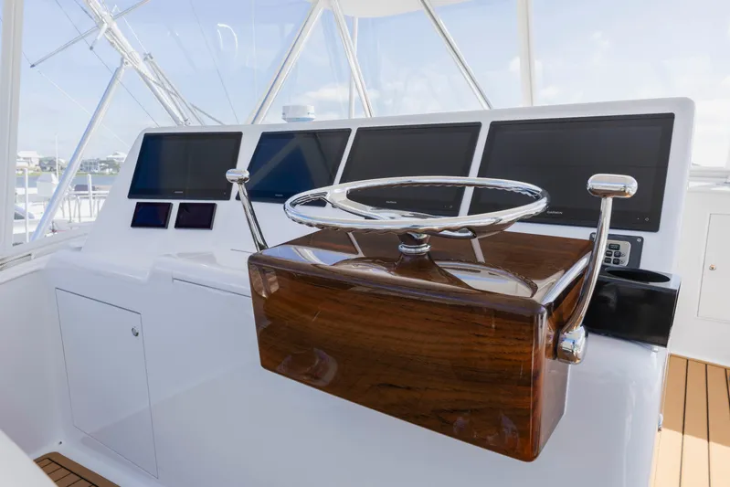 Brown Eyed Girl Yacht Photos Pics 