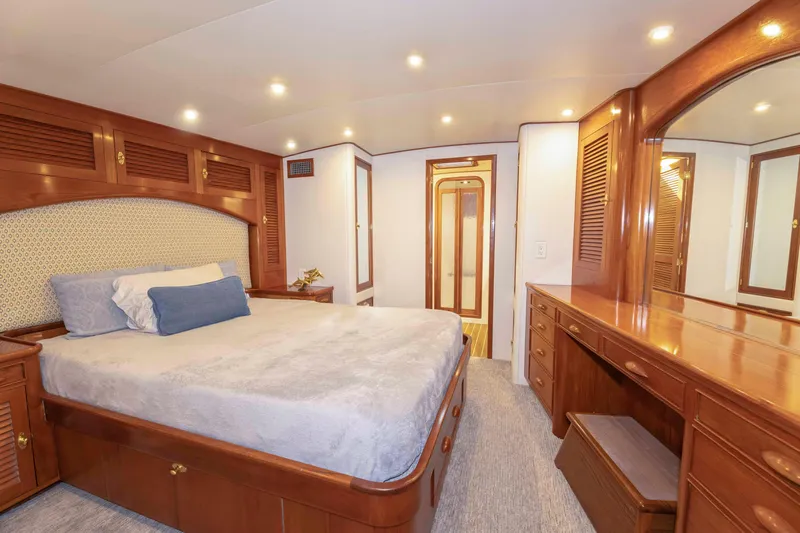 Brown Eyed Girl Yacht Photos Pics 