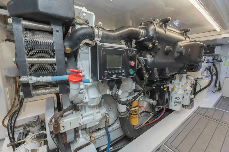 Brown Eyed Girl Yacht Photos Pics 