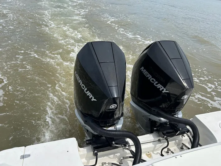 Casa - 2020 Boston Whaler 330 Or @ Vallarta Yacht Photos Pics 