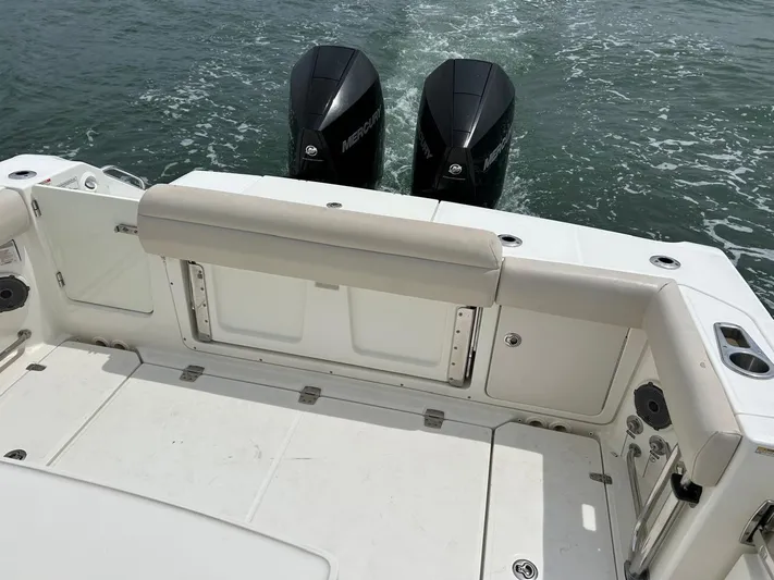 Casa - 2020 Boston Whaler 330 Or @ Vallarta Yacht Photos Pics 