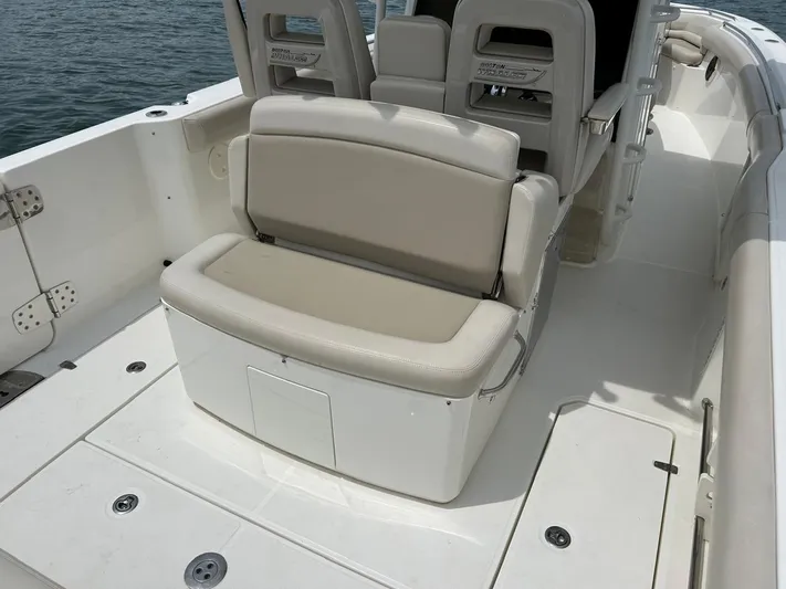 Casa - 2020 Boston Whaler 330 Or @ Vallarta Yacht Photos Pics 