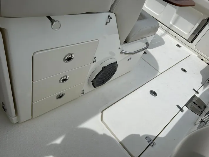 Casa - 2020 Boston Whaler 330 Or @ Vallarta Yacht Photos Pics 