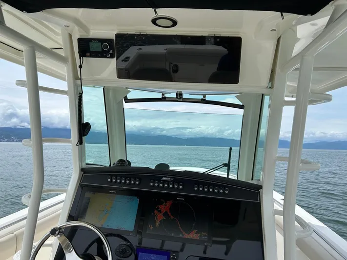 Casa - 2020 Boston Whaler 330 Or @ Vallarta Yacht Photos Pics 