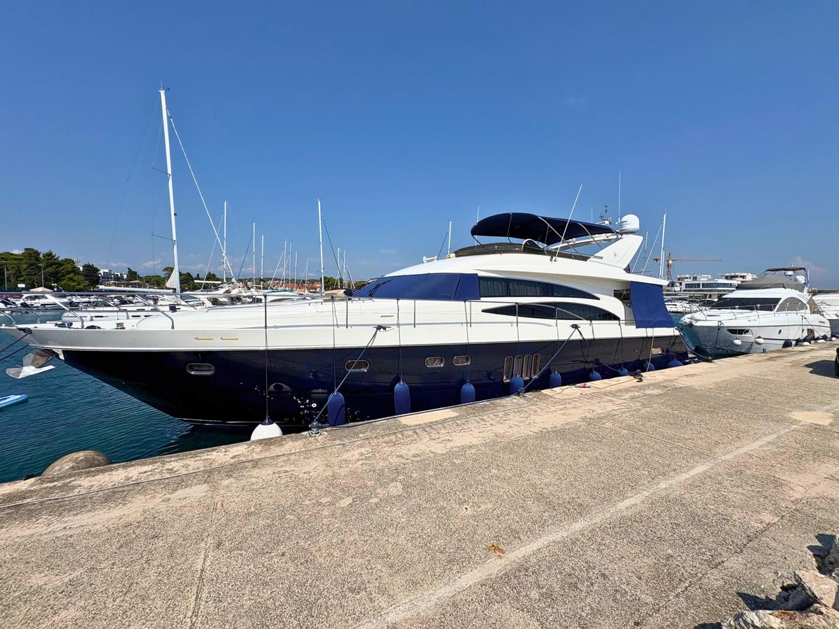 2007 Princess 70 
