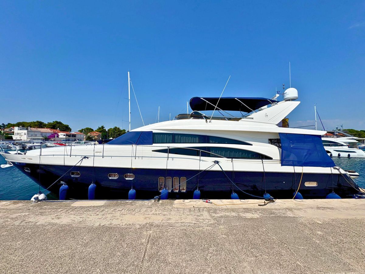 2007 Princess 70 