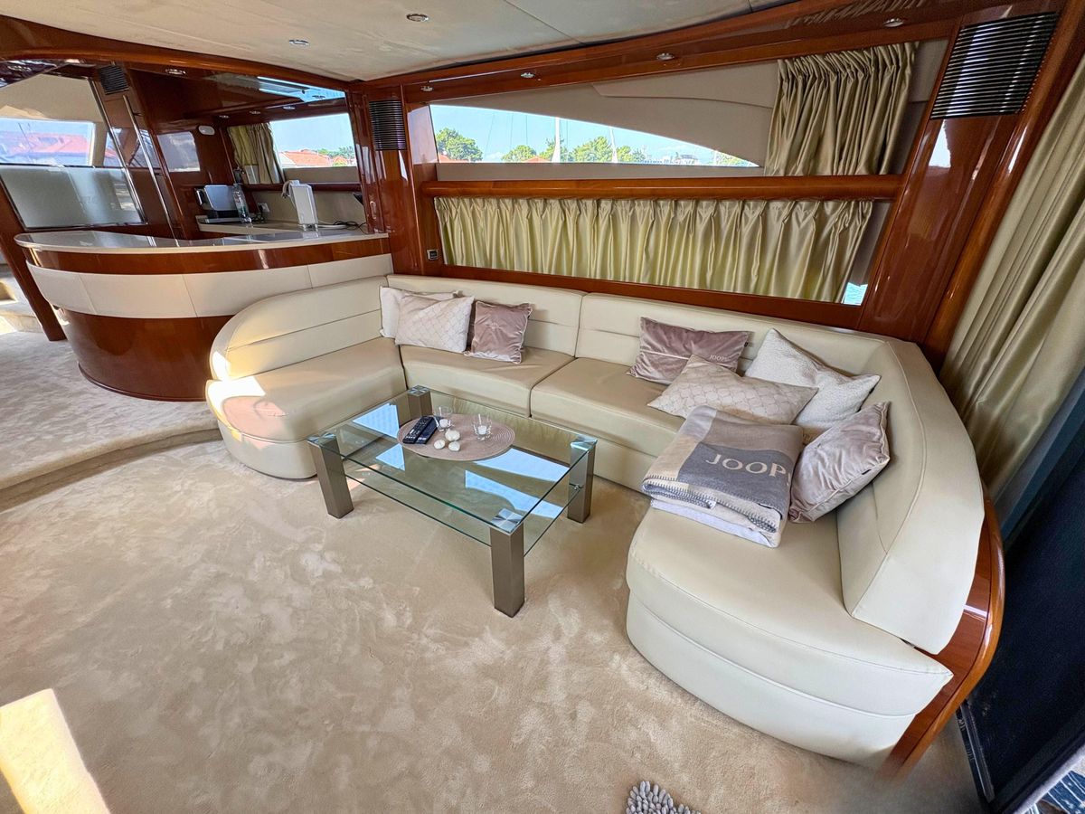 2007 Princess 70 