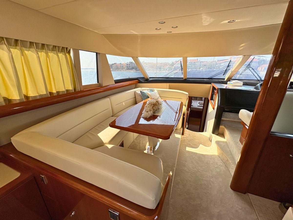 2007 Princess 70 