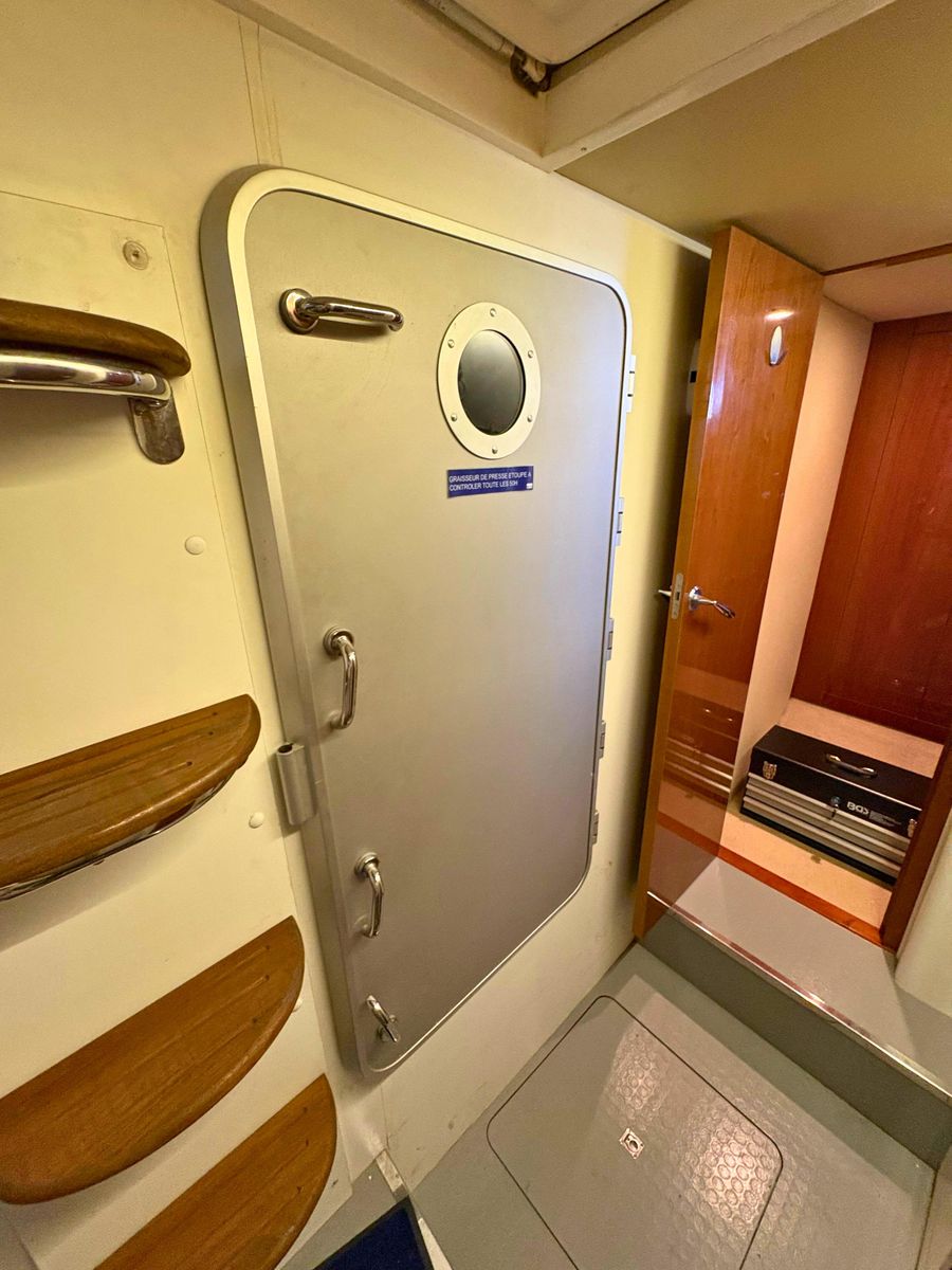 2007 Princess 70 
