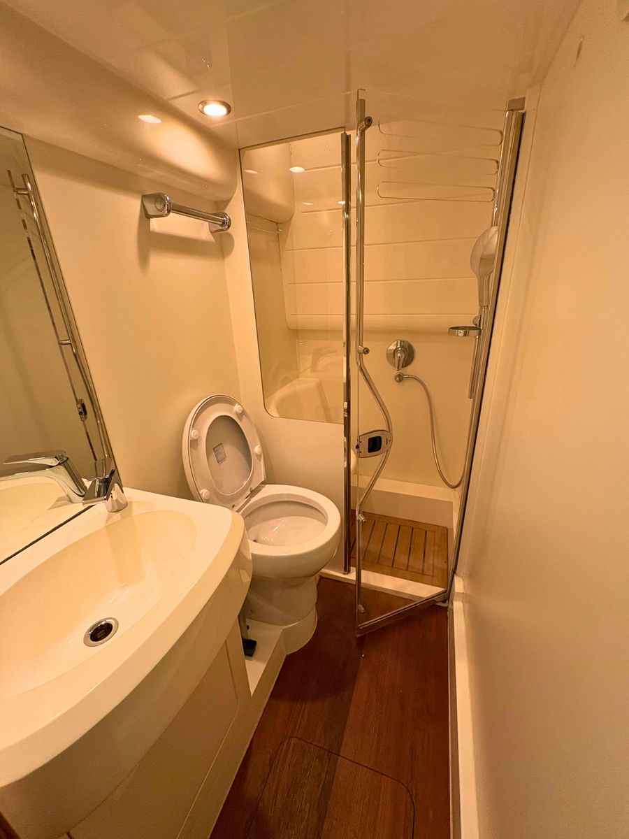 2007 Princess 70 