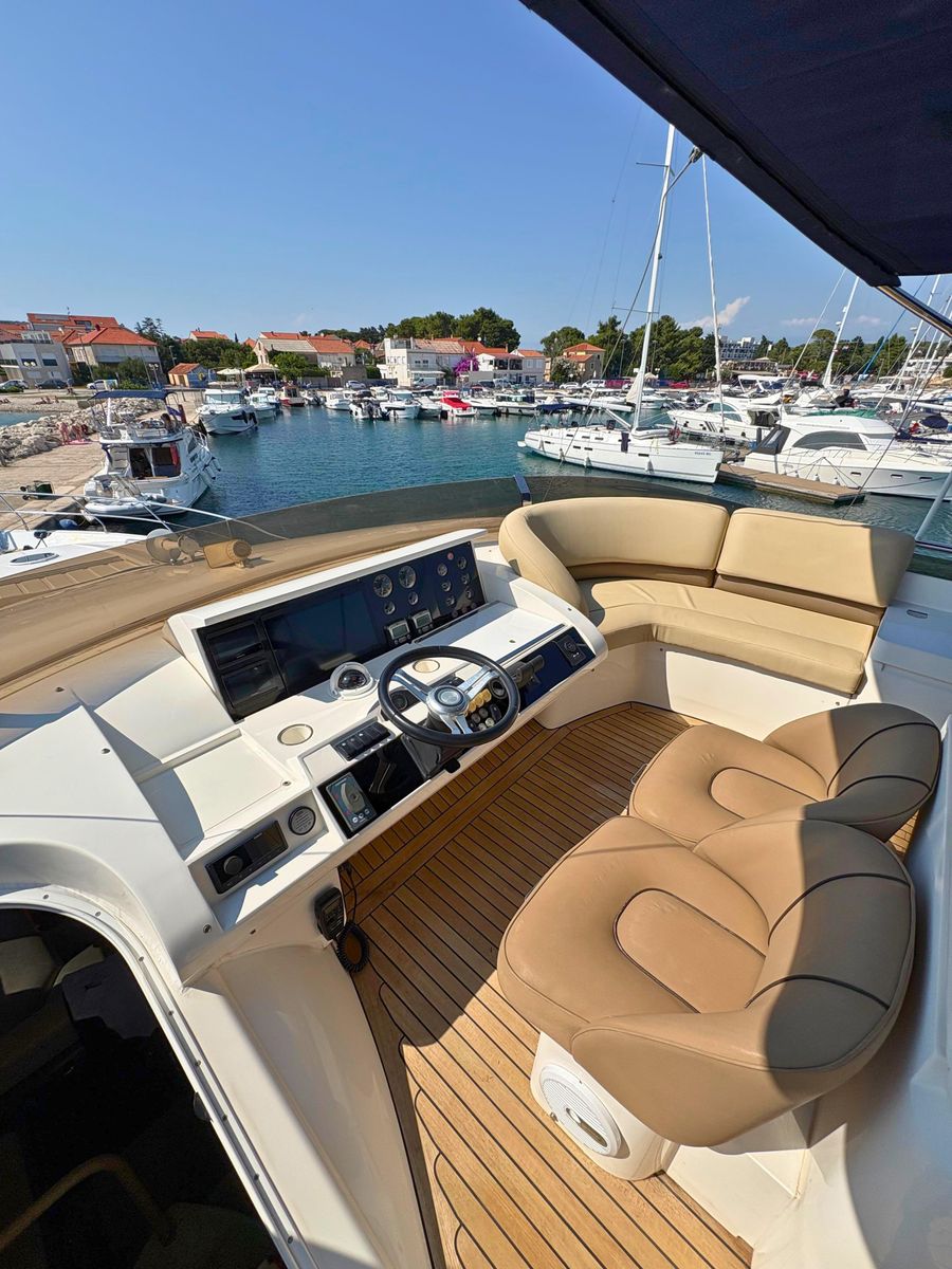 2007 Princess 70 