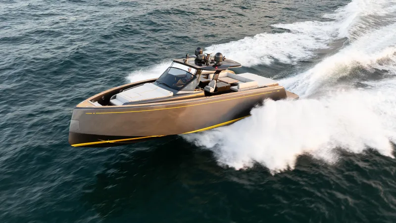 Love$ick Yacht Photos Pics 