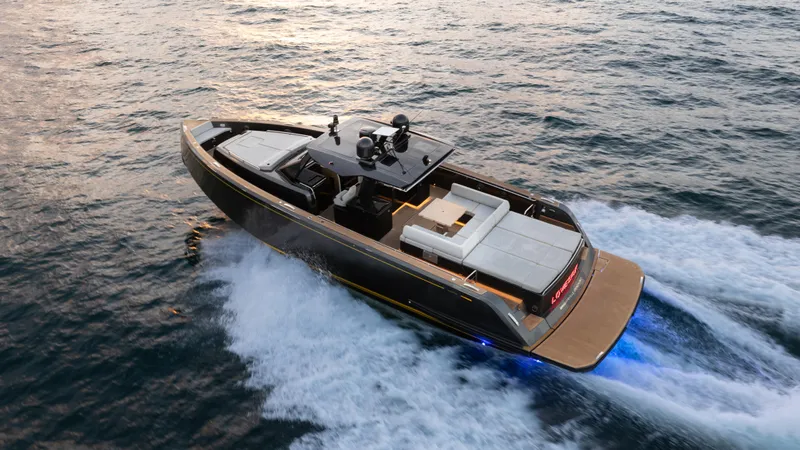 Love$ick Yacht Photos Pics 