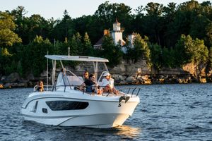 2022 Beneteau Flyer 9 Sundeck OB