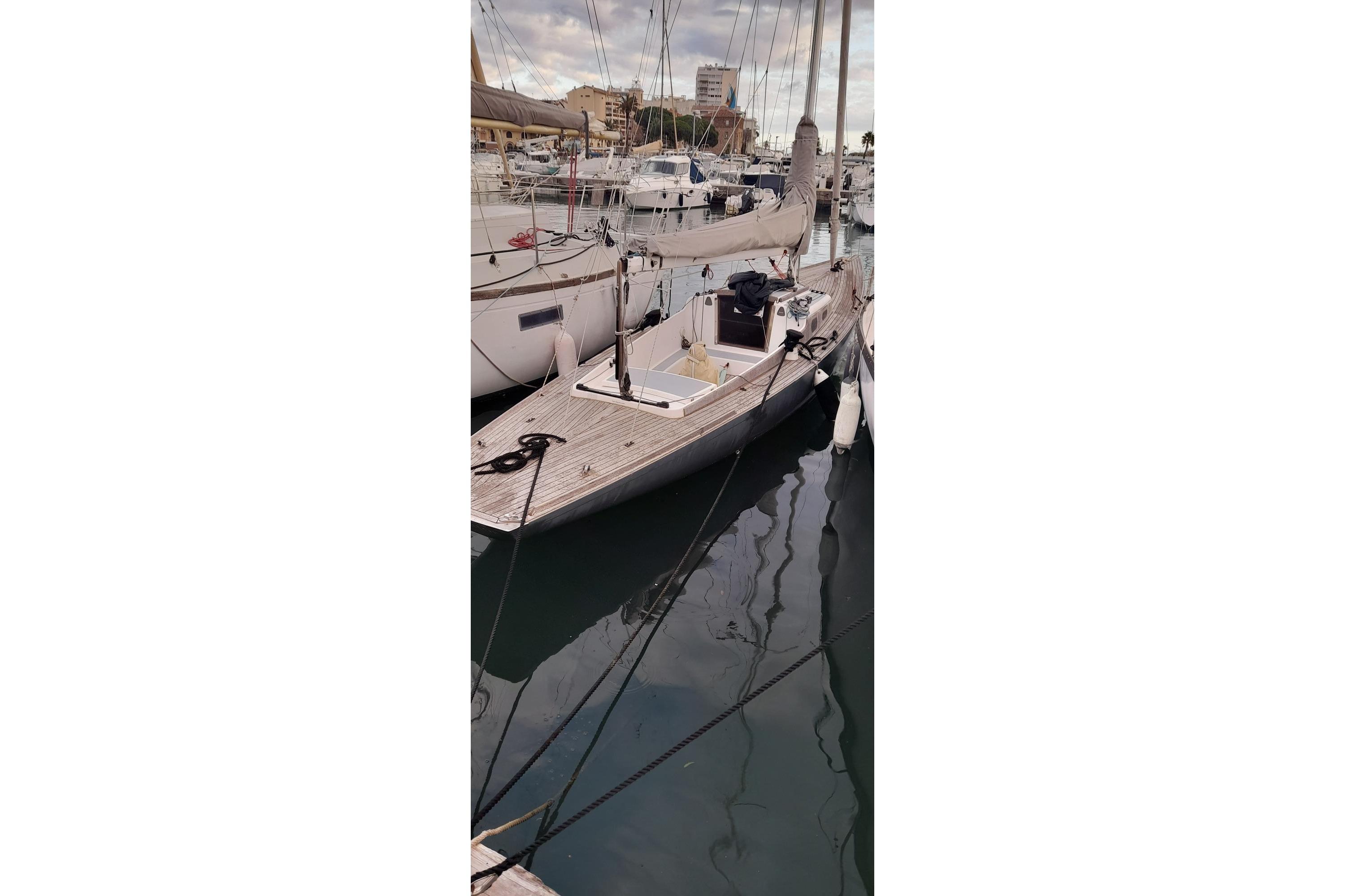 2012 Requin REQUIN 495