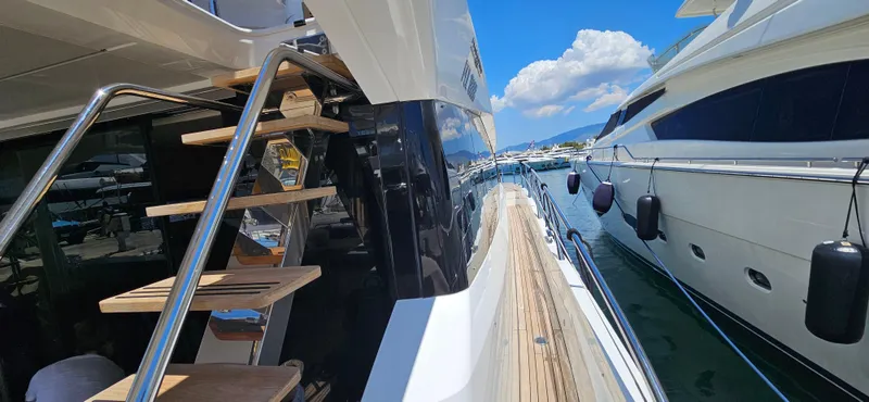 Lady In Blue Yacht Photos Pics 