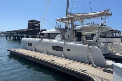 Lagoon 42