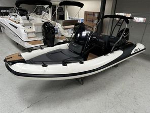 2023 Grand Golden Line 580 de Luxe inclusief Suzuki DF140 BTL