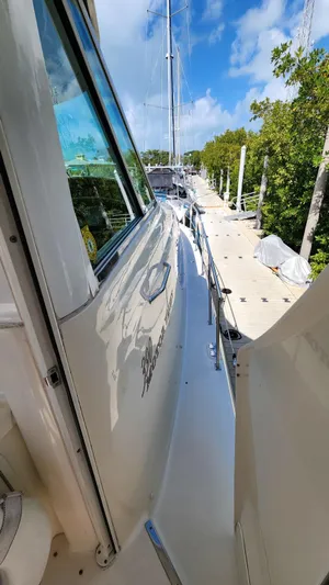 Jessica Grace Yacht Photos Pics Starboard Bow Walkway