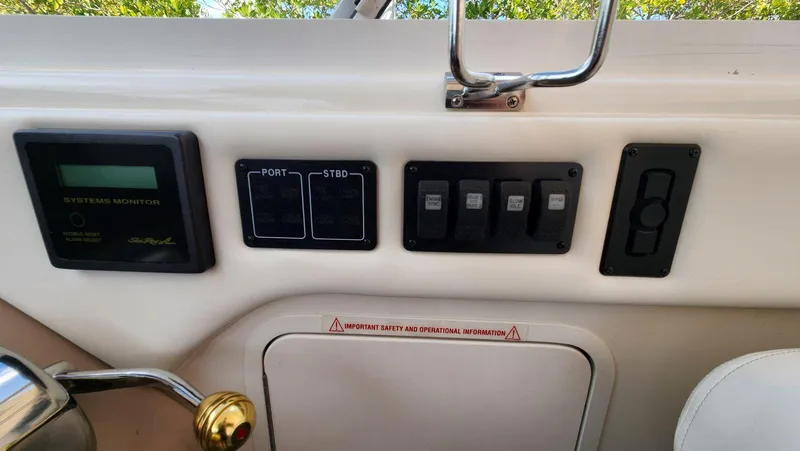 Jessica Grace Yacht Photos Pics Helm Engine Controls