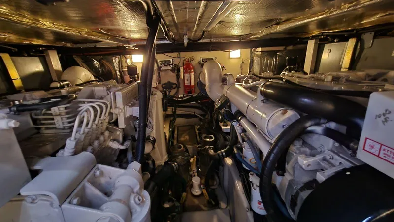 Jessica Grace Yacht Photos Pics Engine Room