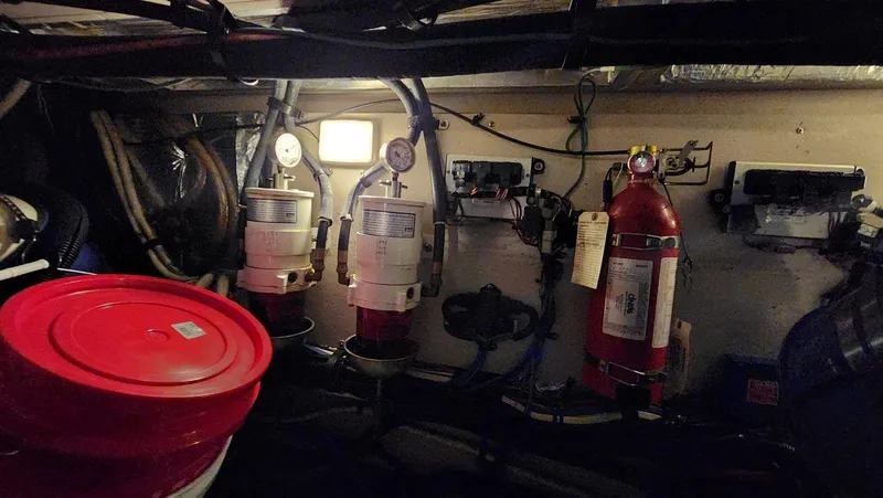 Jessica Grace Yacht Photos Pics Engine Room Fuel Filters