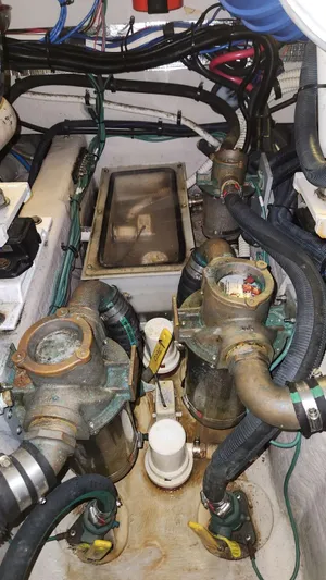 Jessica Grace Yacht Photos Pics Engine Room Sea Strainers