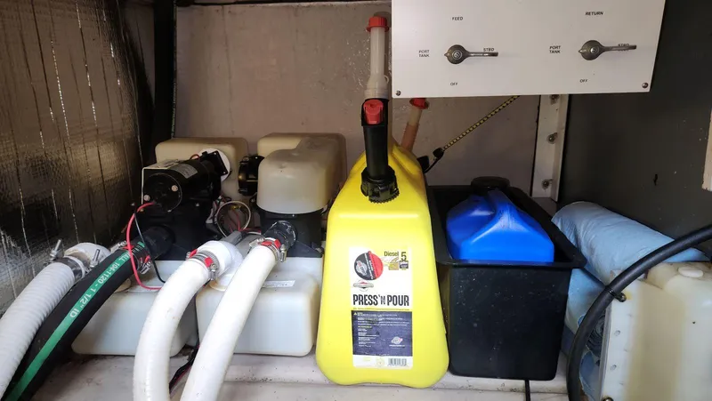 Jessica Grace Yacht Photos Pics Engine Room