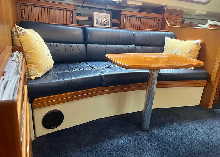 Outta Sight Yacht Photos Pics Starboard settee