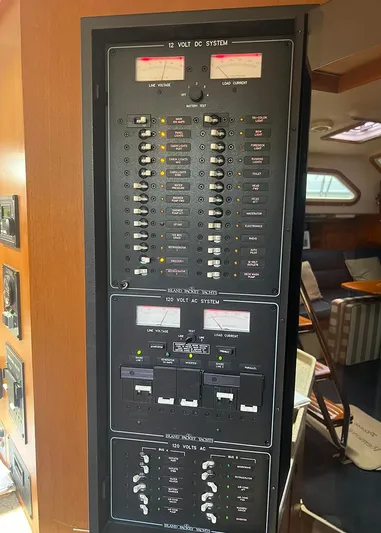 Outta Sight Yacht Photos Pics Panels