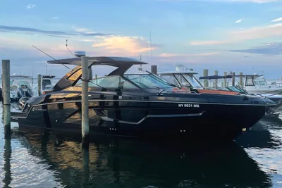 Cruisers Yachts 34 GLS