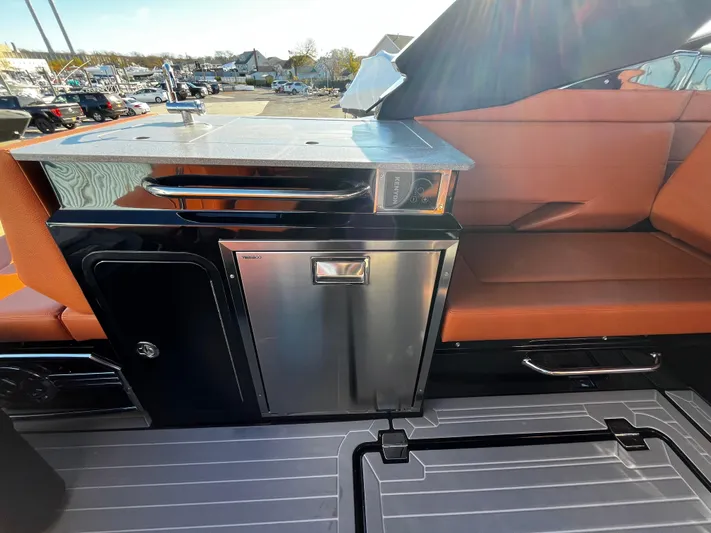 No Name Yacht Photos Pics 