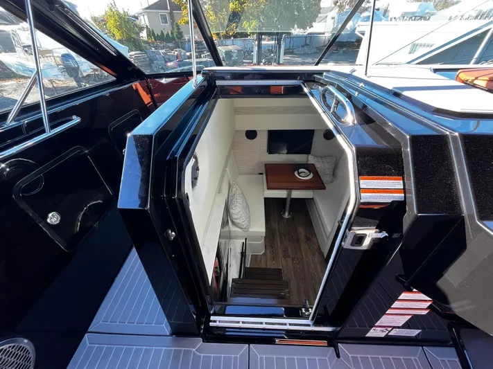 No Name Yacht Photos Pics 