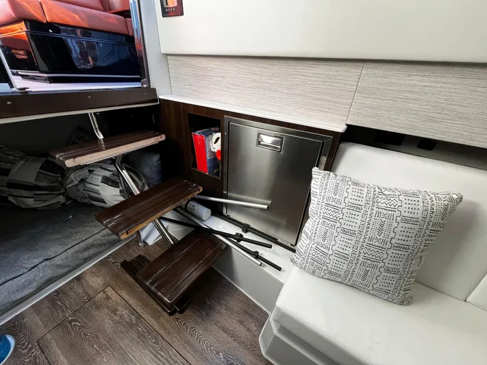 No Name Yacht Photos Pics 