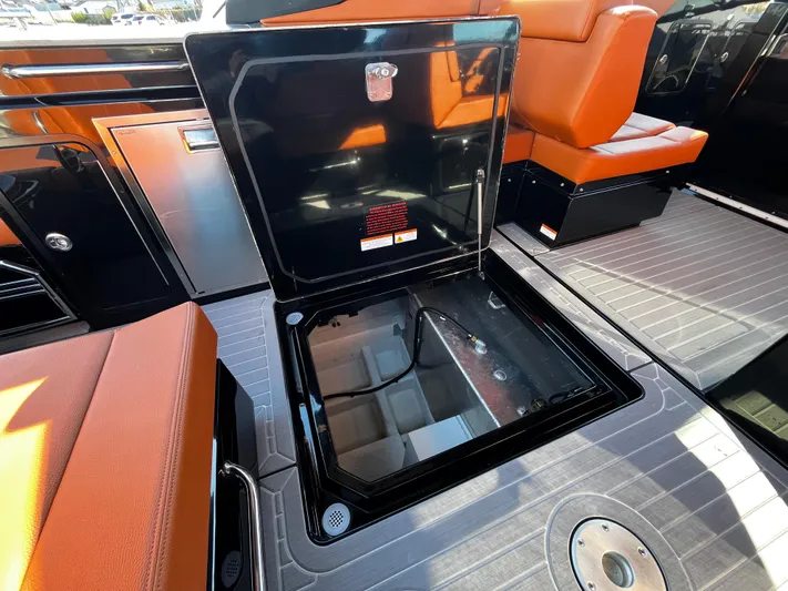 No Name Yacht Photos Pics 