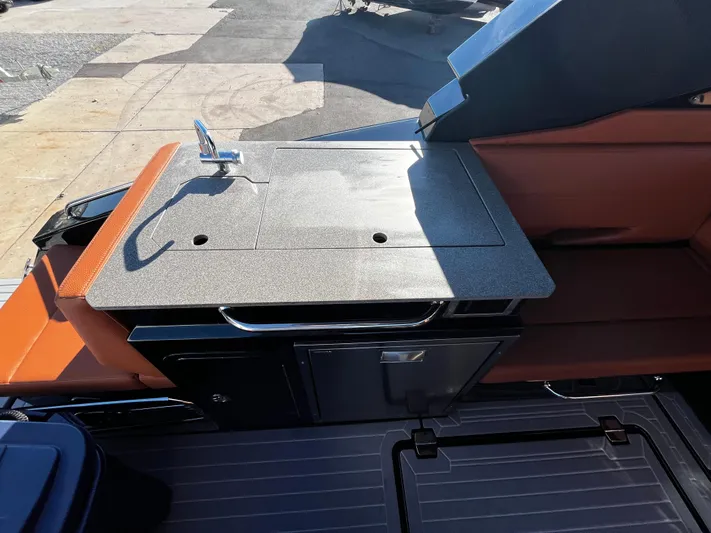 No Name Yacht Photos Pics 